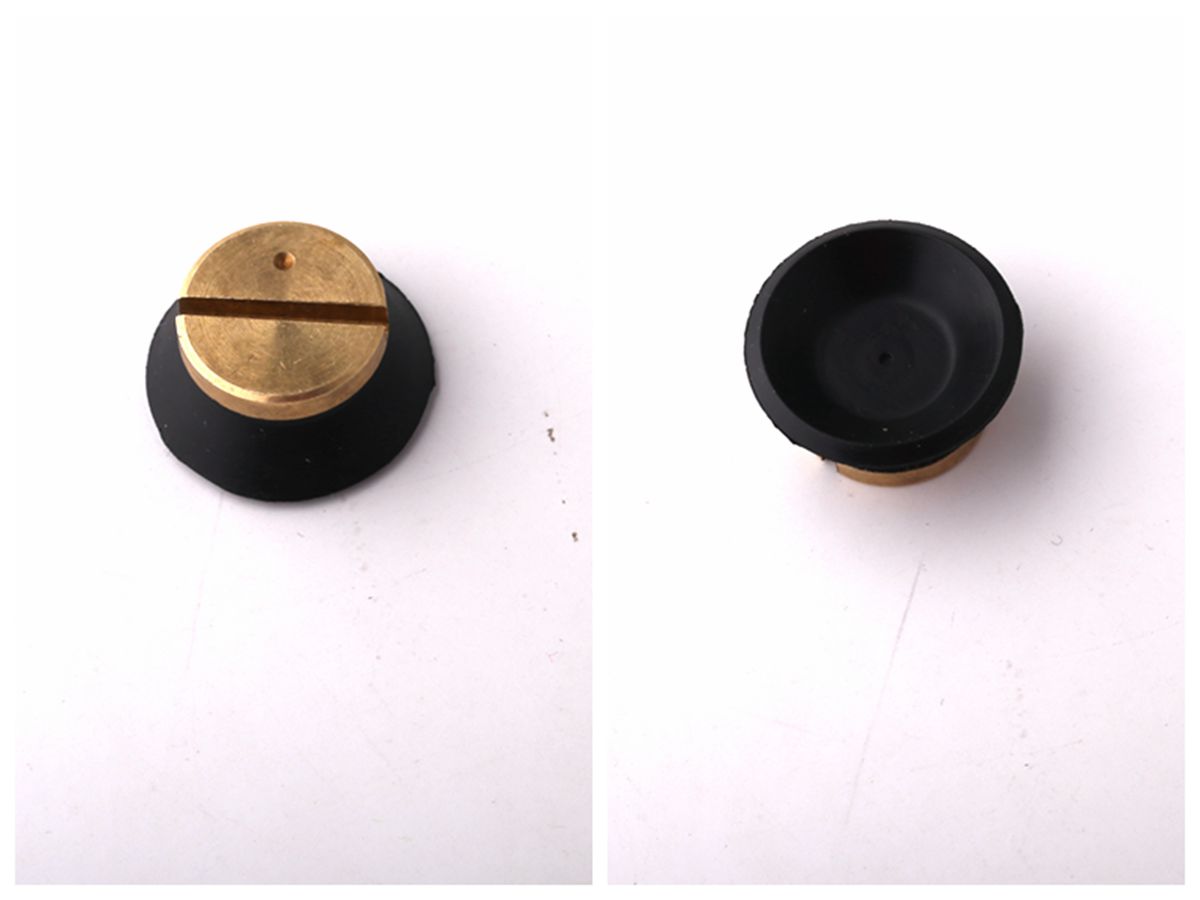 ПРИСОСКА КРУГЛАЯ В СТАНОК ДЛЯ ОБРАБОТКИ ЛИНЗ